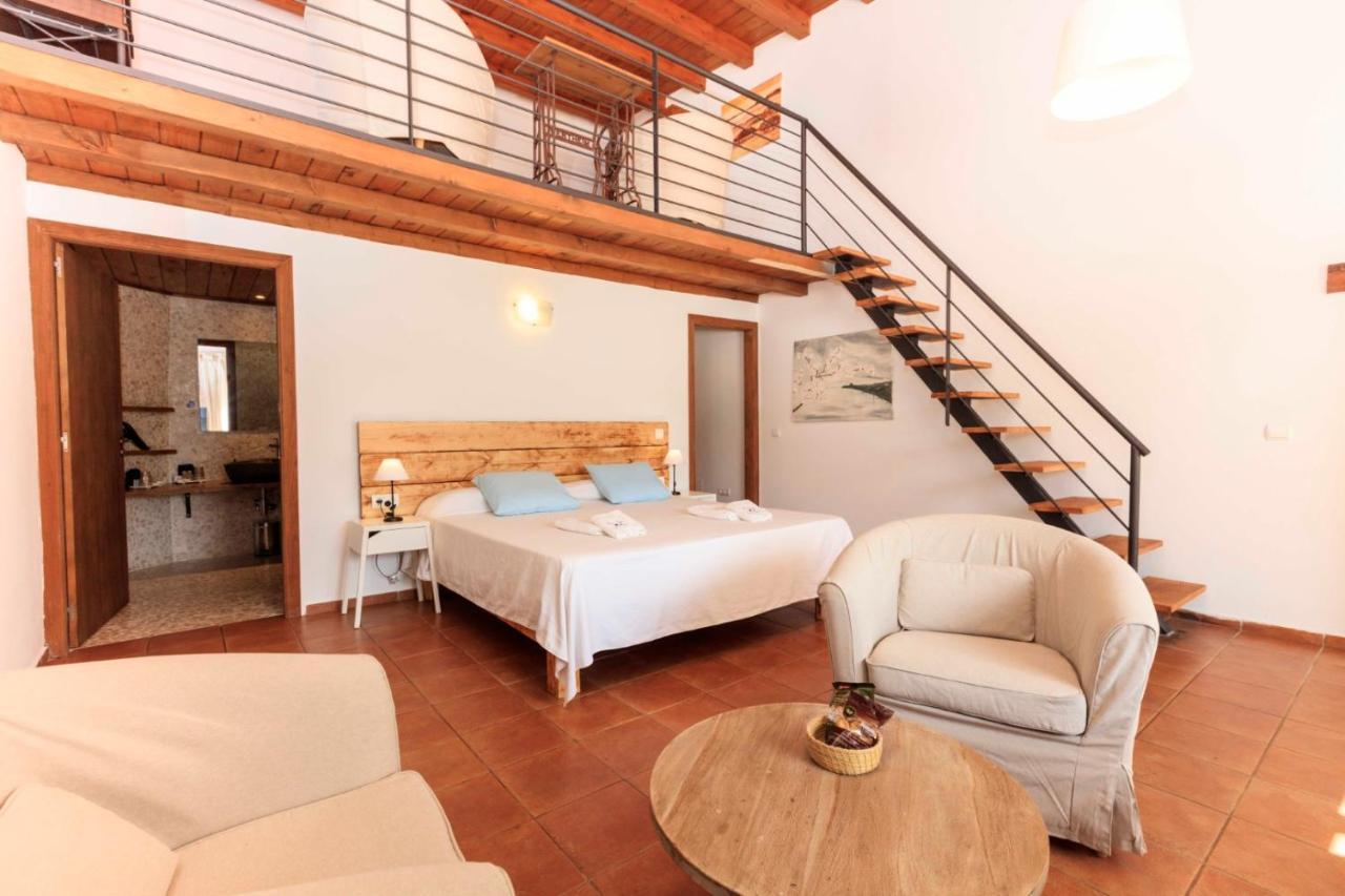 Es Pas Formentera Agroturismo Es Calo  Exterior photo
